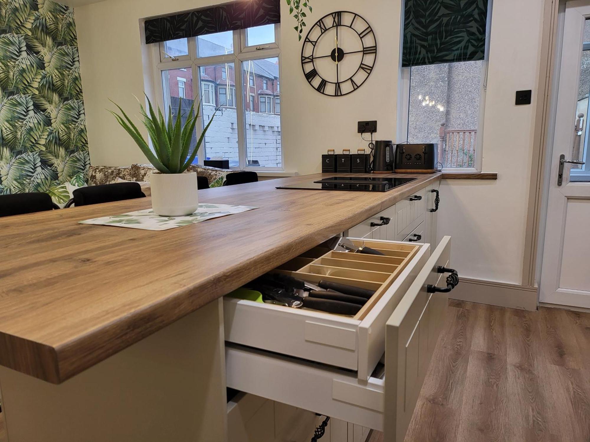 Country Style Modern Self Catering 3 Bedroom Bungalow In Blackpool Eksteriør bilde